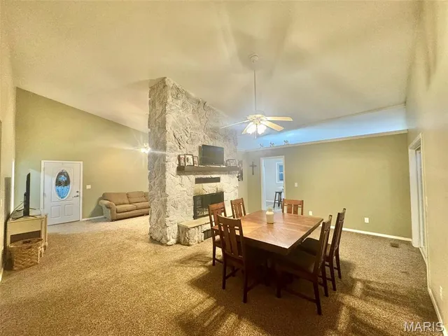 $317,000 | 49374 Laura Drive, Hannibal, MO 63401