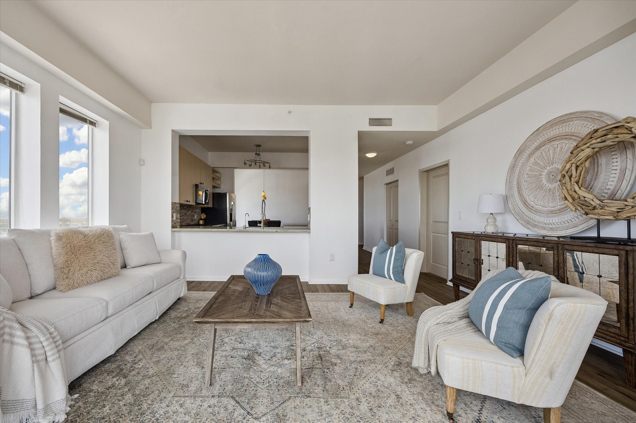 3505 Sage Road, Unit 2710 Houston, TX 77056 - Photo 10 of 26