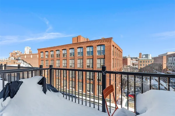 $4,250 | 71 Richmond Street, Unit 5B, Providence, RI 02903