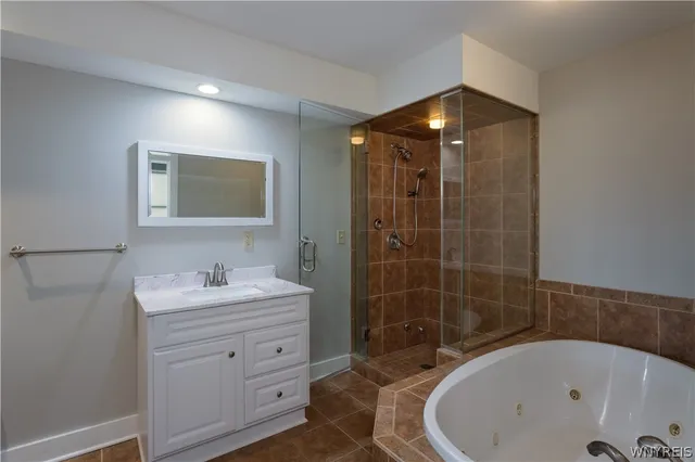 $339,000 | 222 1st Street, Unit 802, Niagara Falls, NY 14303