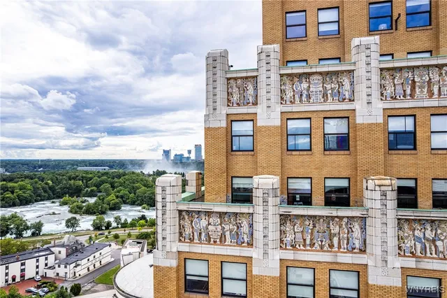 $339,000 | 222 1st Street, Unit 802, Niagara Falls, NY 14303