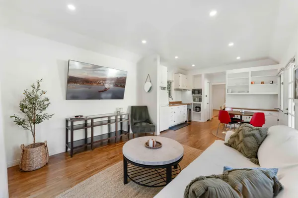 $3,795,000 | 3213 Calle Mariposa, Santa Barbara, CA 93105