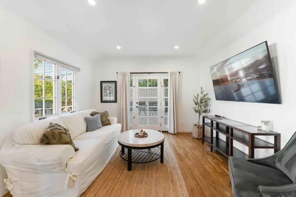 $3,795,000 | 3213 Calle Mariposa, Santa Barbara, CA 93105