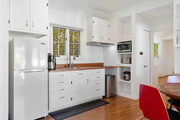 $3,795,000 | 3213 Calle Mariposa, Santa Barbara, CA 93105