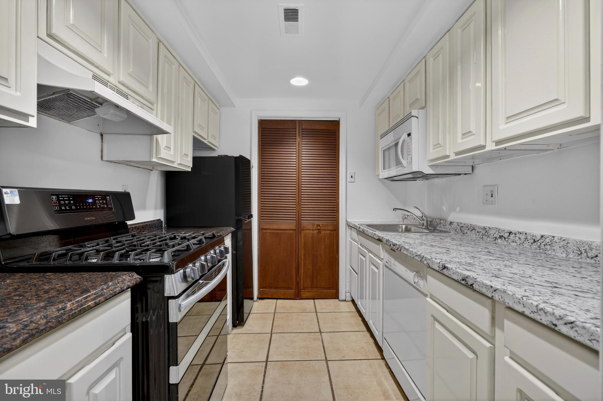 1351 Monroe Street Northwest Washington, DC 20010 - Photo 7 of 23