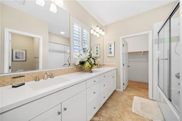 $1,850,000 | 64 Wildvine, Irvine, CA 92620