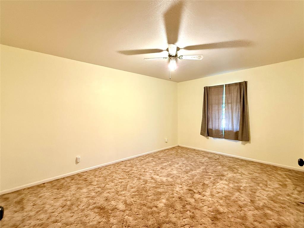 429 Agnes Avenue Marlin, TX 76661 - Photo 23 of 28 a view of an empty room