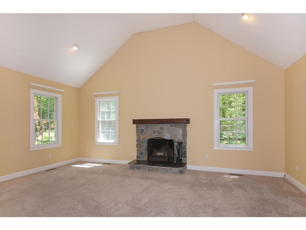 170 Bare Hill Road Bolton, MA 01740 - Photo 8 of 23