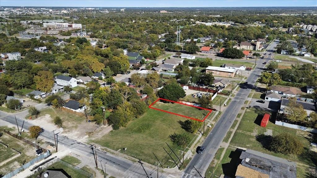 1315 Morrell Avenue Dallas, TX 75203 - Photo 4 of 8 an aerial view of residential houses with outdoor space