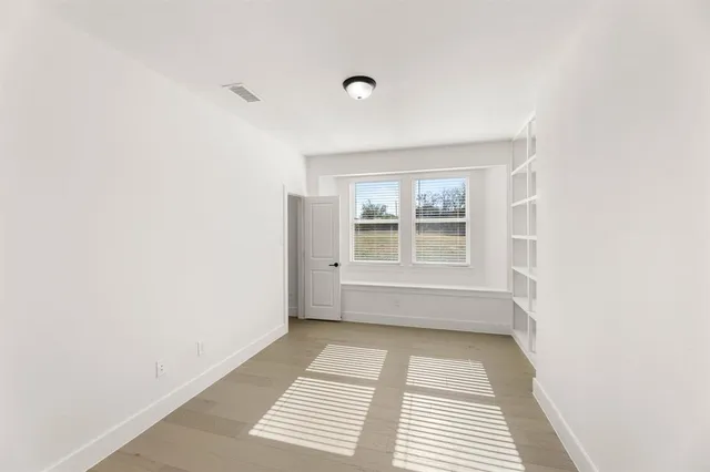 $777,763 | 721 South Hidden Lks Drive, DeSoto, TX 75115