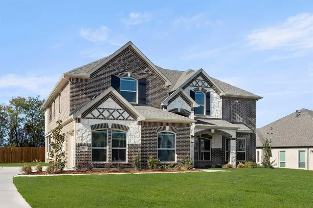 $777,763 | 721 South Hidden Lks Drive, DeSoto, TX 75115