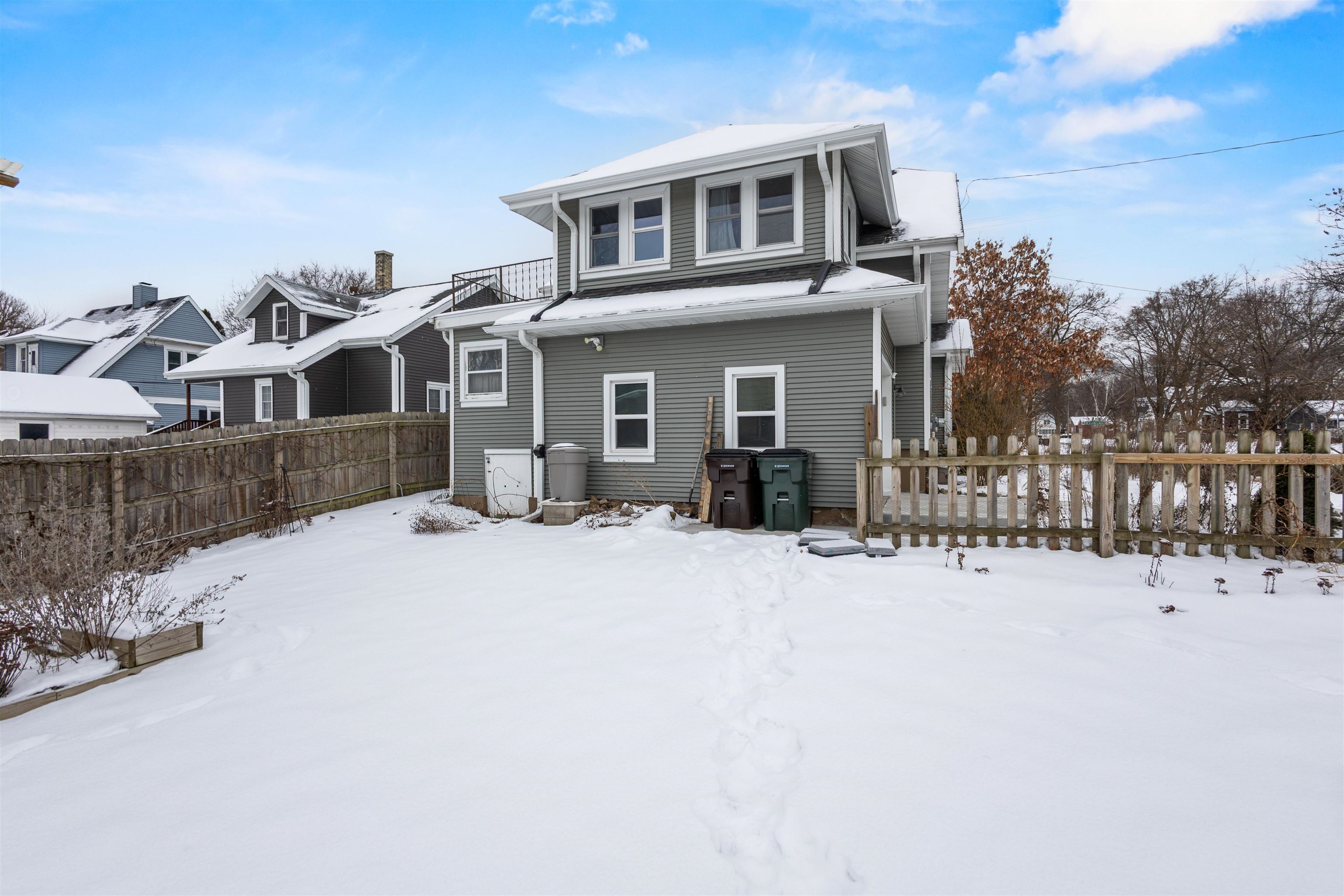 726 Sherman Avenue West Fort Atkinson, WI 53538 - Photo 10 of 65