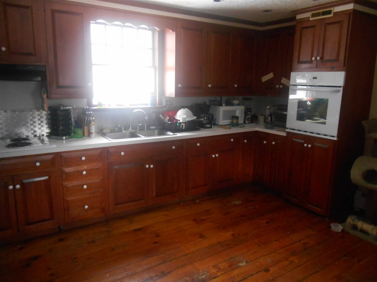316 Dustin Tavern Road Weare, NH 03281 - Photo 25 of 34