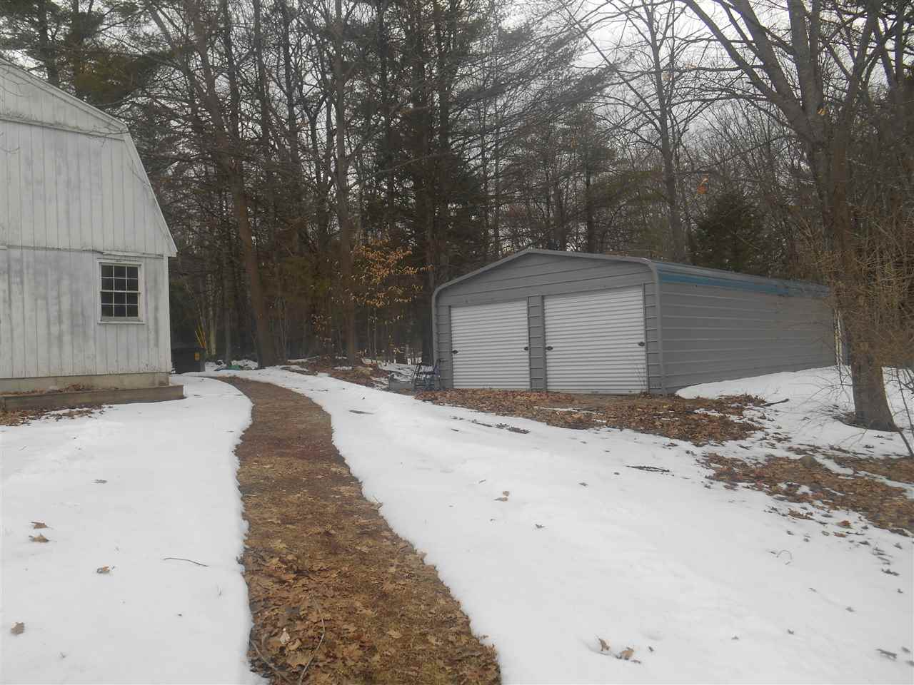 316 Dustin Tavern Road Weare, NH 03281 - Photo 5 of 34
