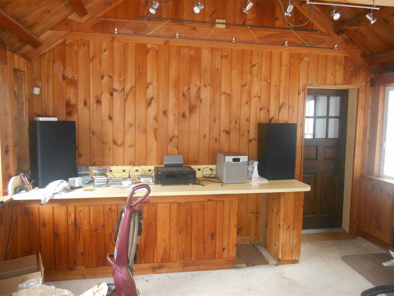 316 Dustin Tavern Road Weare, NH 03281 - Photo 10 of 34