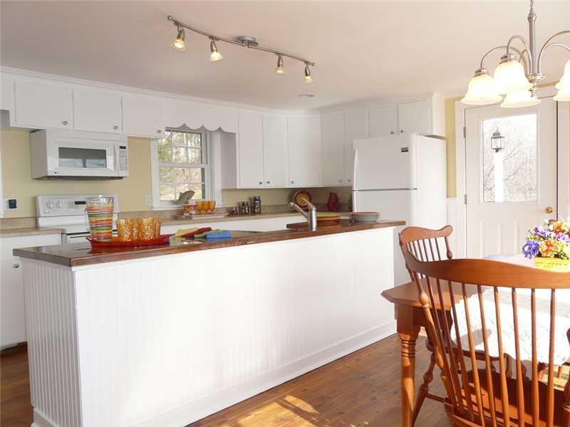 836 Quaker Ridge Road Casco, ME 04015 - Photo 10 of 30 Kitchen.