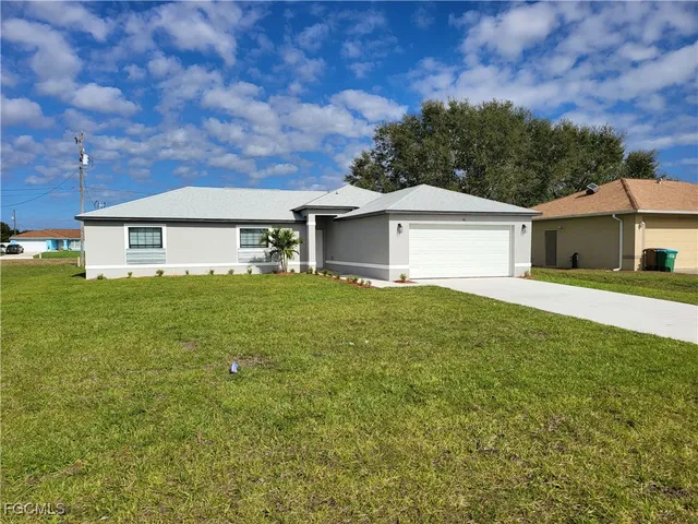 $1,895 | 1444 Southeast 10th Terrace, Cape Coral, FL 33990