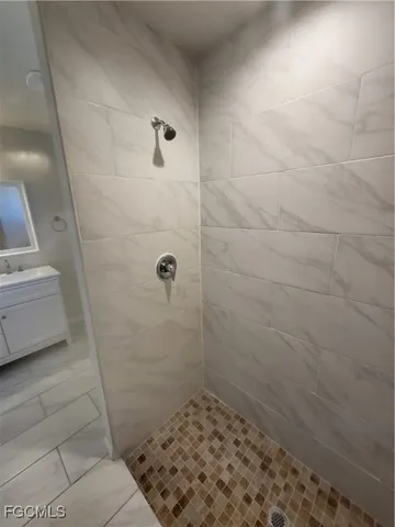 $1,895 | 1444 Southeast 10th Terrace, Cape Coral, FL 33990