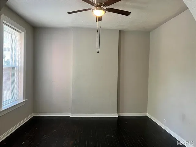 $995 | 712 Dover Place, Unit 1, St. Louis, MO 63111