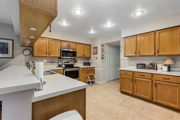 $475,000 | 406 Sterling Lake Drive, Ocoee, FL 34761