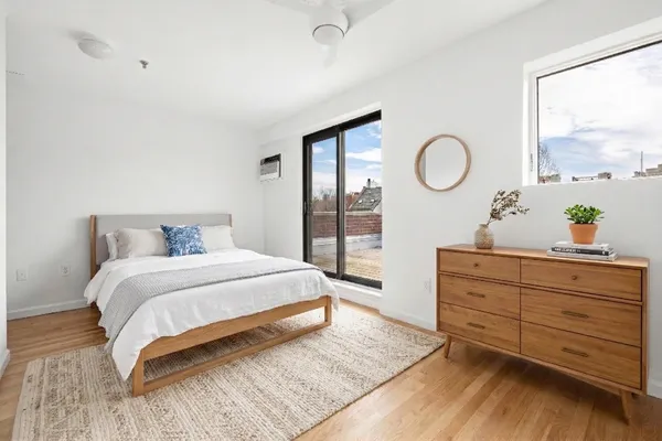 $6,995 | 125 Bergen Street, Unit 3C | Boerum Hill