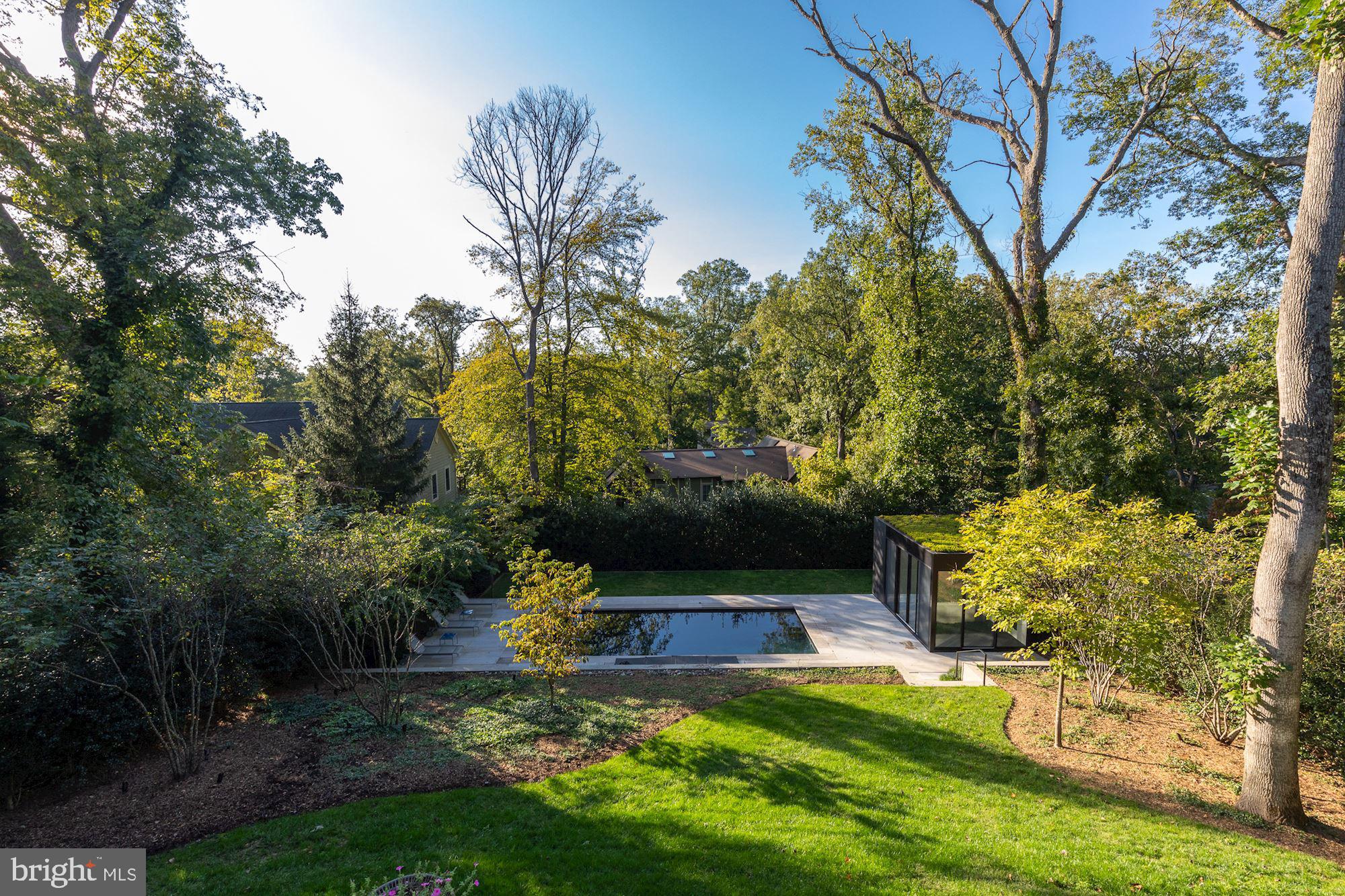 6415 Dahlonega Road Bethesda, MD 20816 - Photo 18 of 36