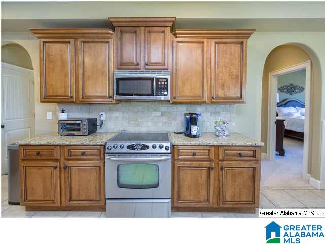494 Oxford Way Pelham, AL 35124 - Photo 18 of 32