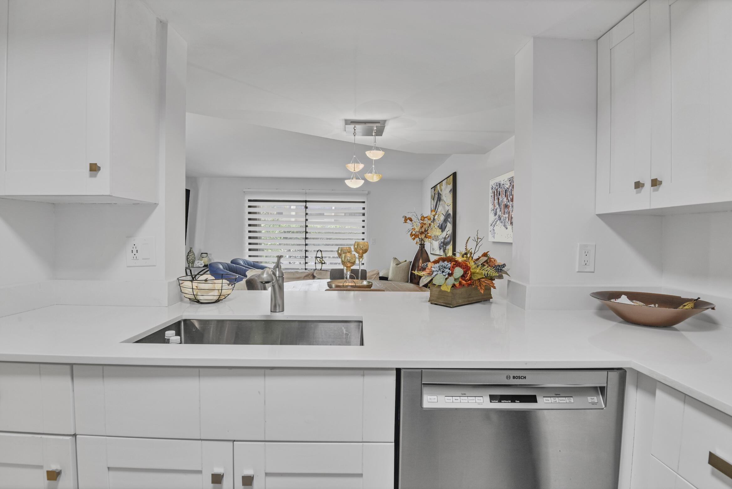 89 Deer Creek Road, Unit 112 Deerfield Beach, FL 33442 - Photo 8 of 43 89 Deer Creek Rd K112 Deerfield -23
