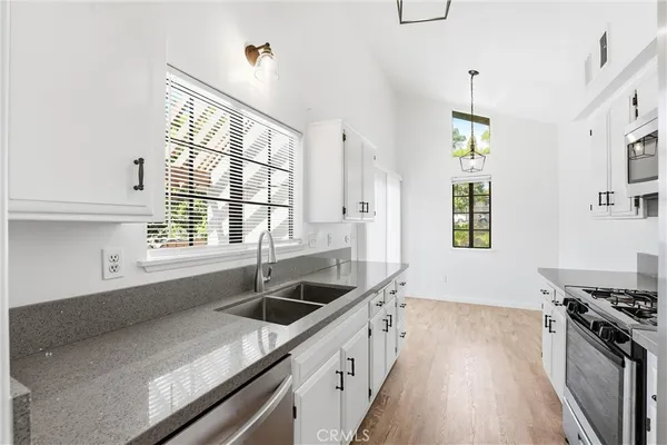 $2,300 | 302 Maui Drive, Placentia, CA 92870