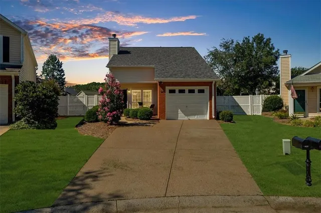 $386,350 | 820 Camelon Court, Alpharetta, GA 30004