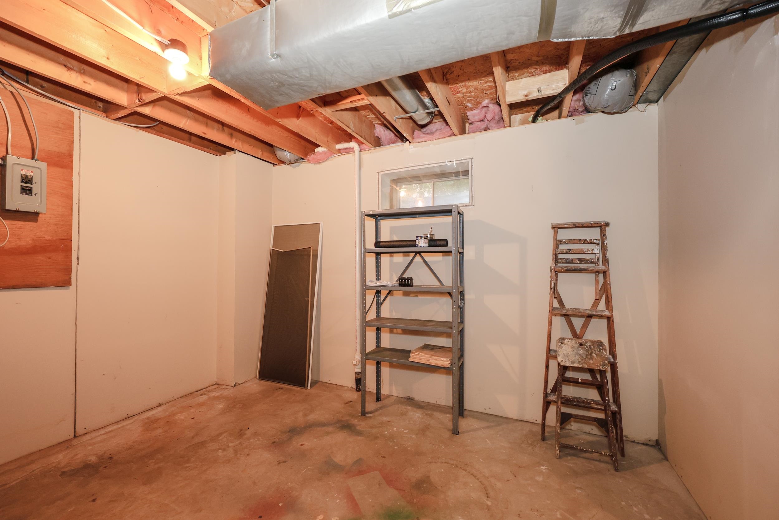 5 Tsienneto Road, Unit 55 Derry, NH 03038 - Photo 26 of 36 Gallery Image 26