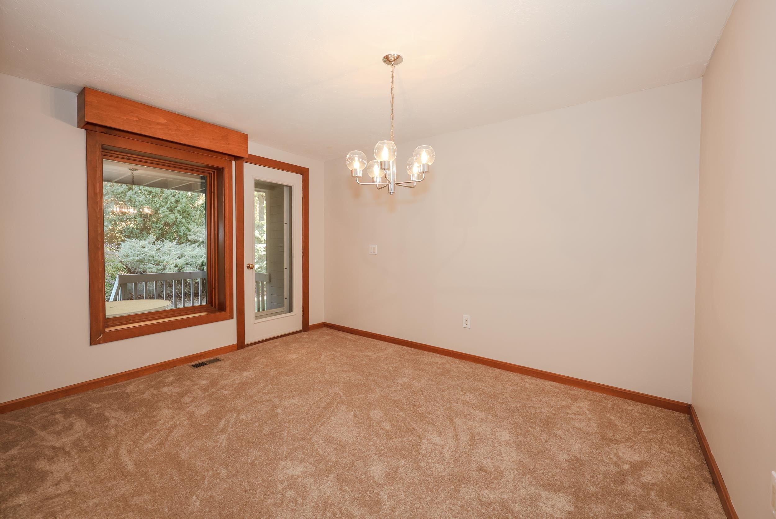 5 Tsienneto Road, Unit 55 Derry, NH 03038 - Photo 4 of 36 Gallery Image 4