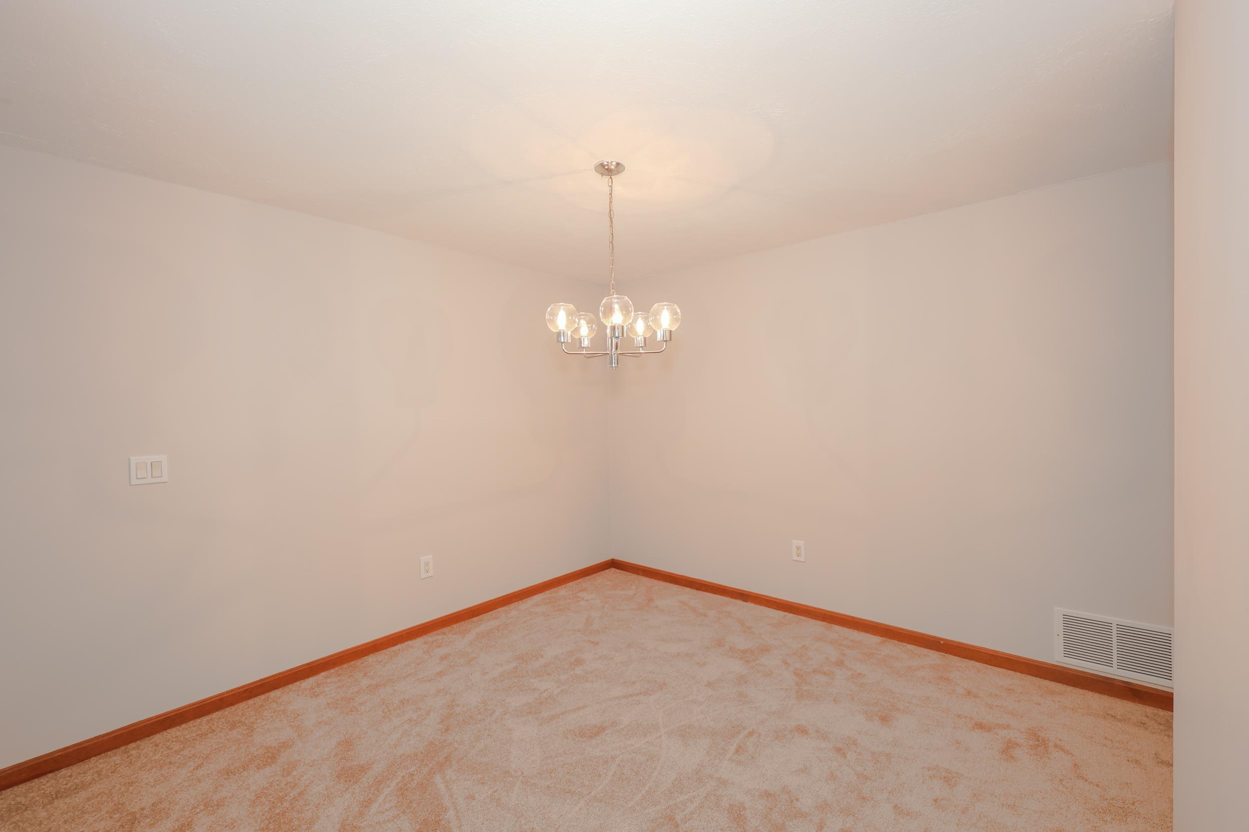 5 Tsienneto Road, Unit 55 Derry, NH 03038 - Photo 5 of 36 Gallery Image 5