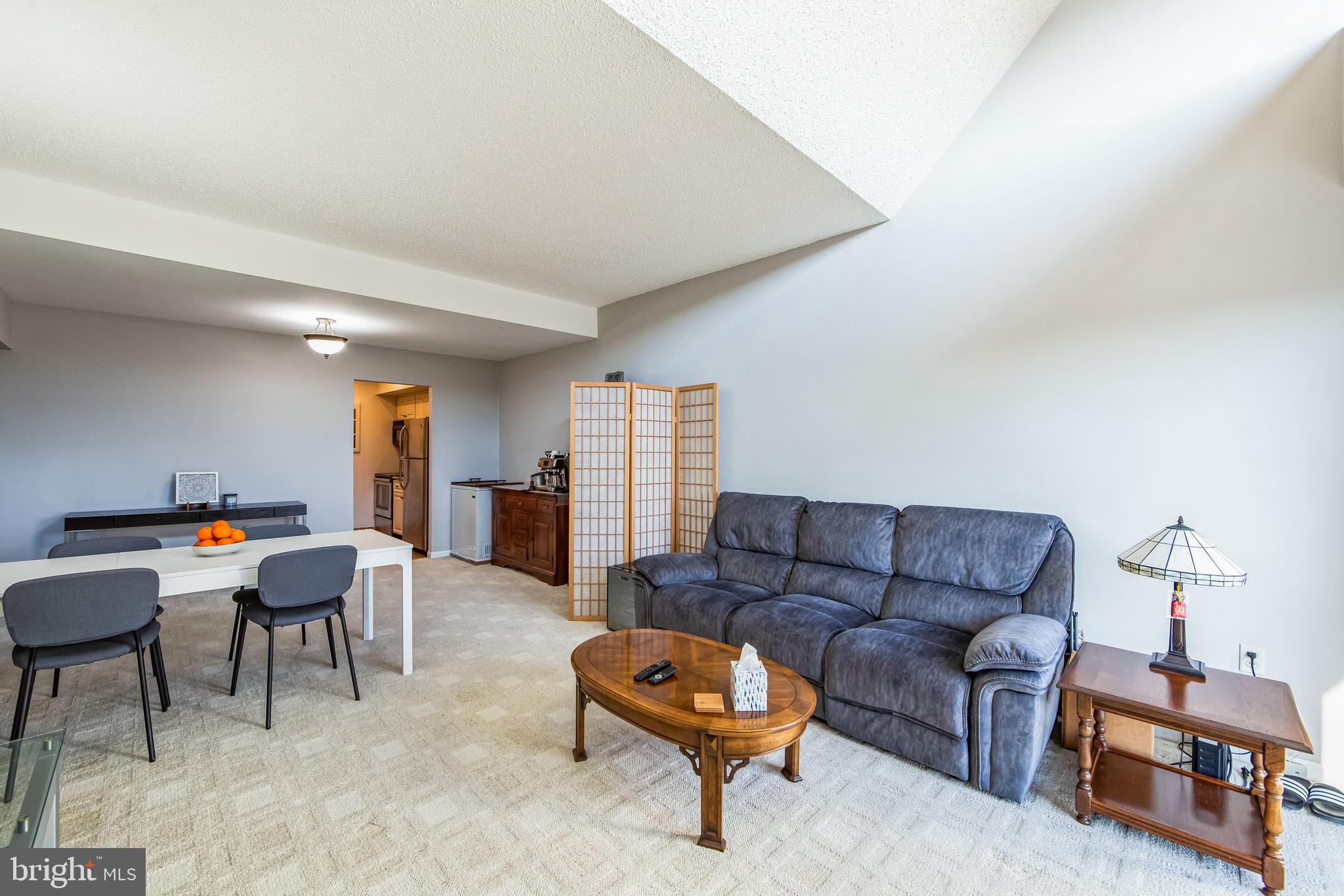 700 Avondale Road, Unit PH8 Wallingford, PA 19086 - Photo 8 of 24 Family room