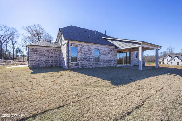 $559,900 | 13 Acadia Cove, Jackson, TN 38305