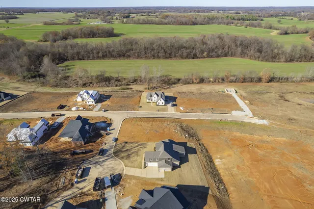 $559,900 | 13 Acadia Cove, Jackson, TN 38305