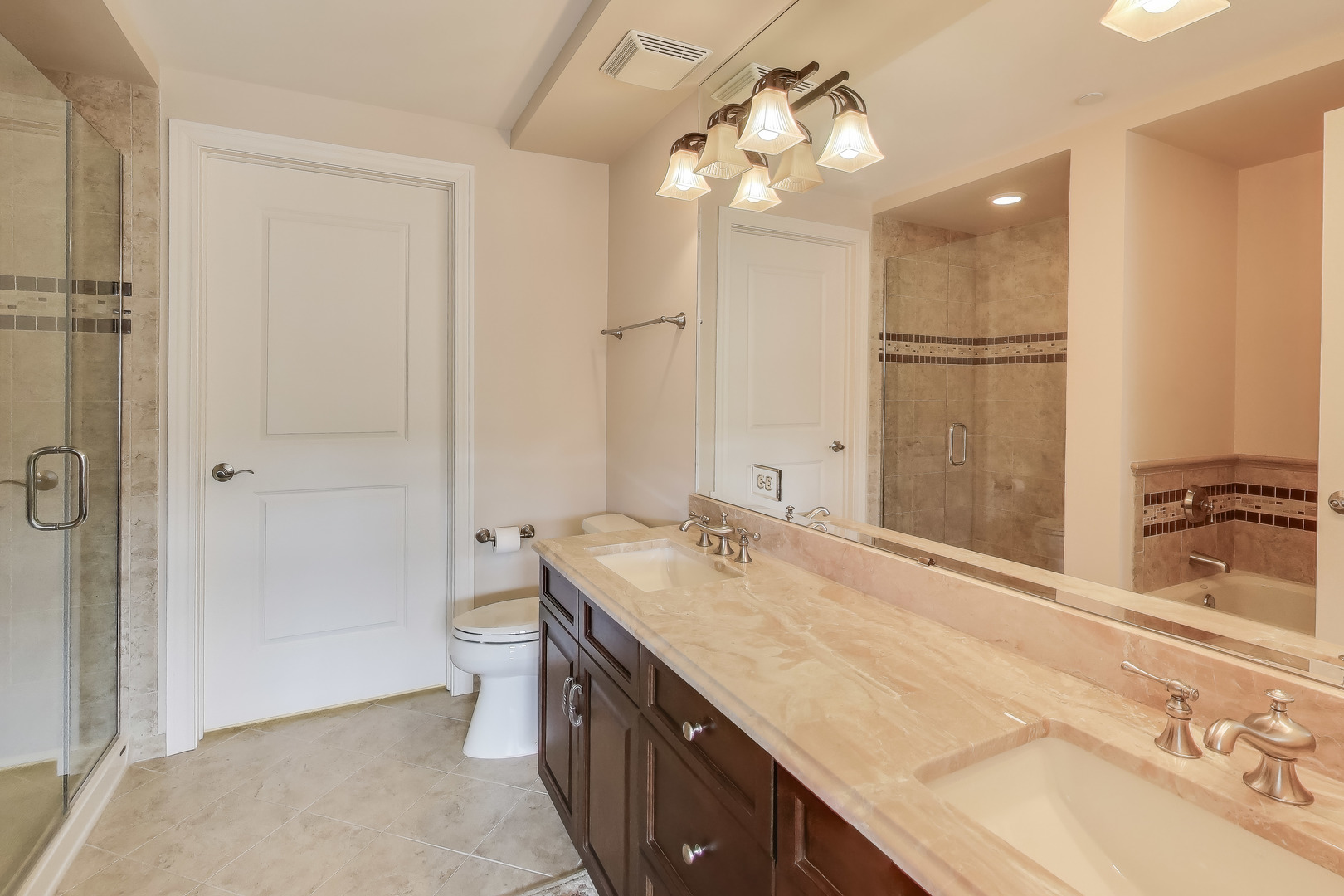 10 East Burlington Street, Unit 2B Riverside, IL 60546 - Photo 19 of 36