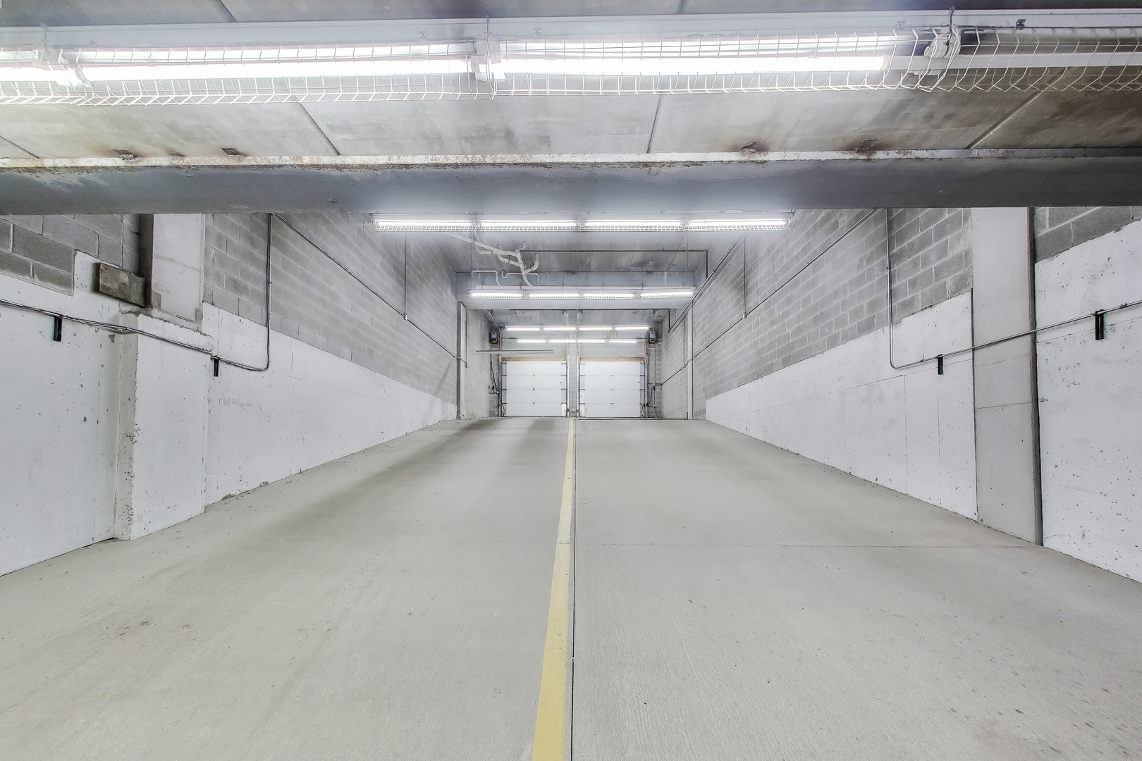 10 East Burlington Street, Unit 2B Riverside, IL 60546 - Photo 31 of 36