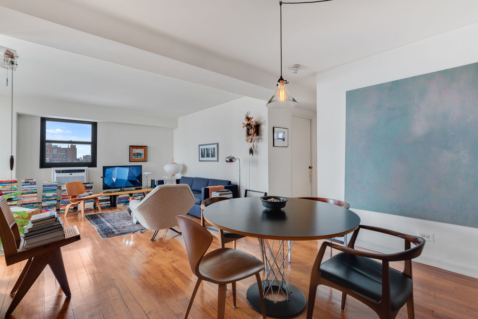 6030 North Sheridan Road, Unit 901 Chicago, IL 60660 - Photo 3 of 17 a outdoor dining room with furniture and wooden floor