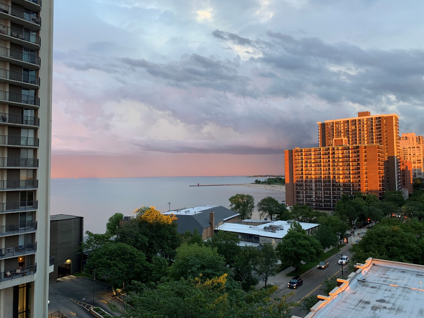 6030 North Sheridan Road, Unit 901 Chicago, IL 60660 - Photo 8 of 17 a view of a city with tall buildings