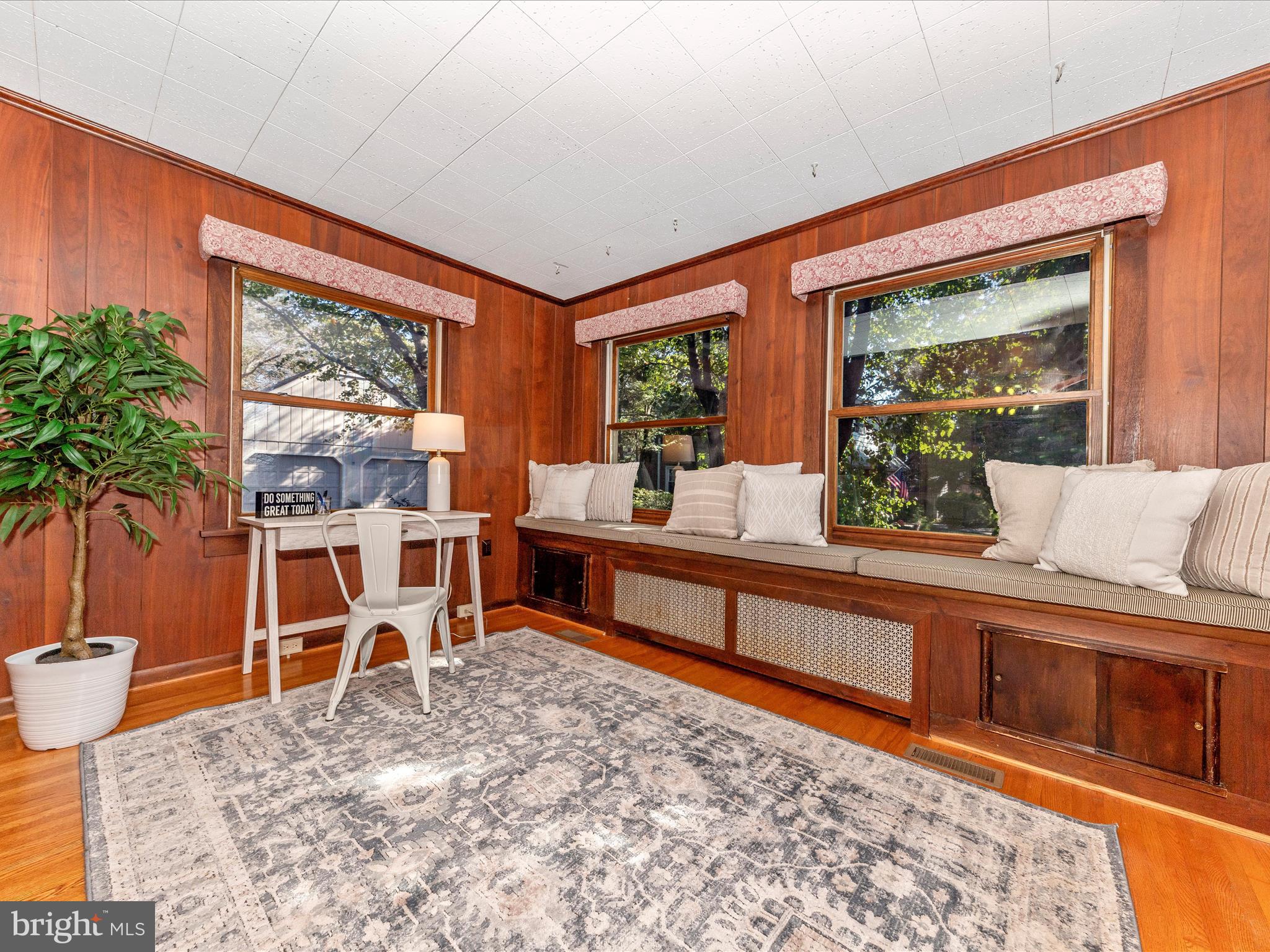 7031 Ridge Road Frederick, MD 21702 - Photo 11 of 57 Office/Den with Wood Paneling and Built-in Bench!