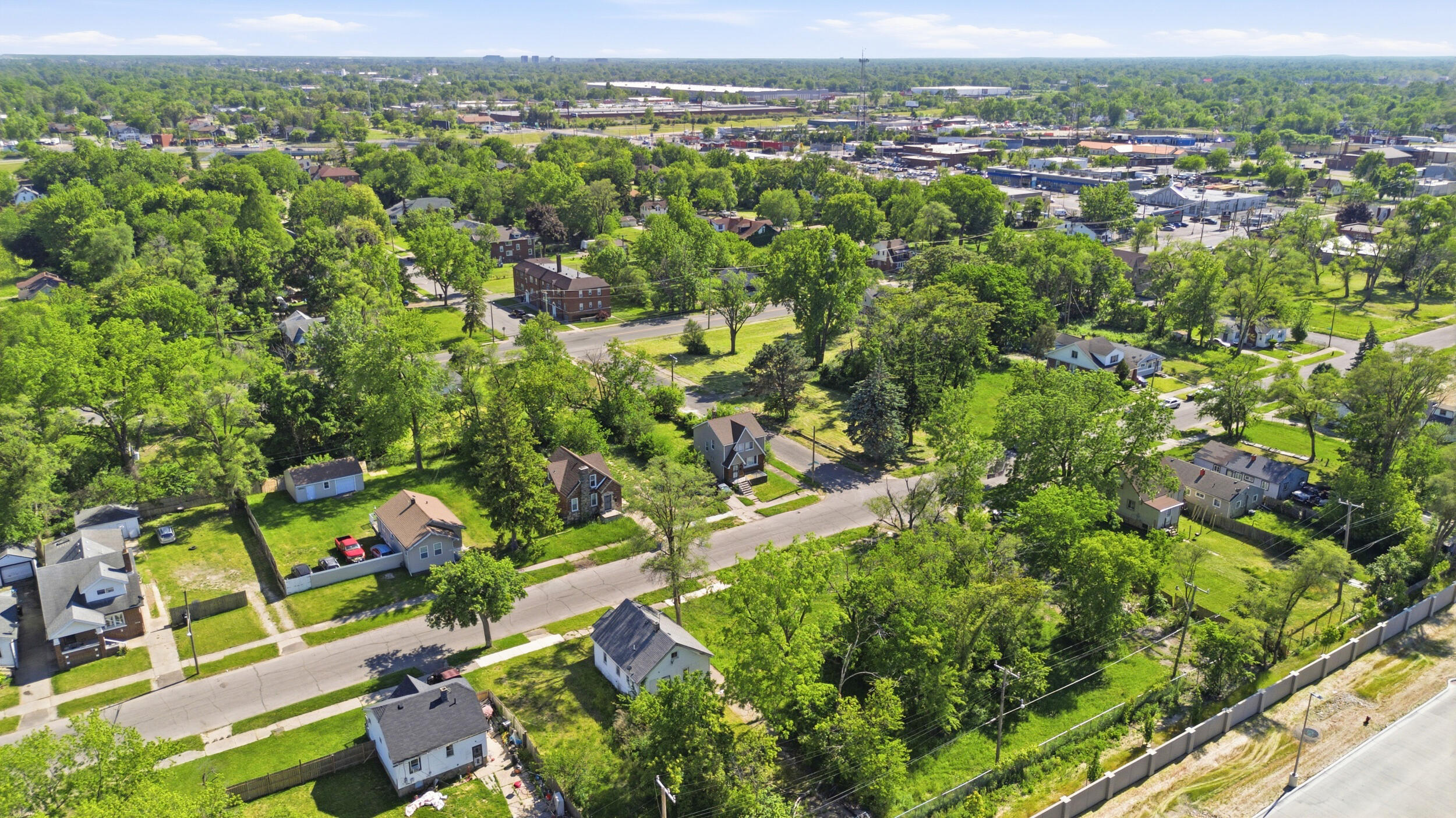 13207 Compass Street Detroit, MI 48227 - Photo 20 of 21 12_dji_0354