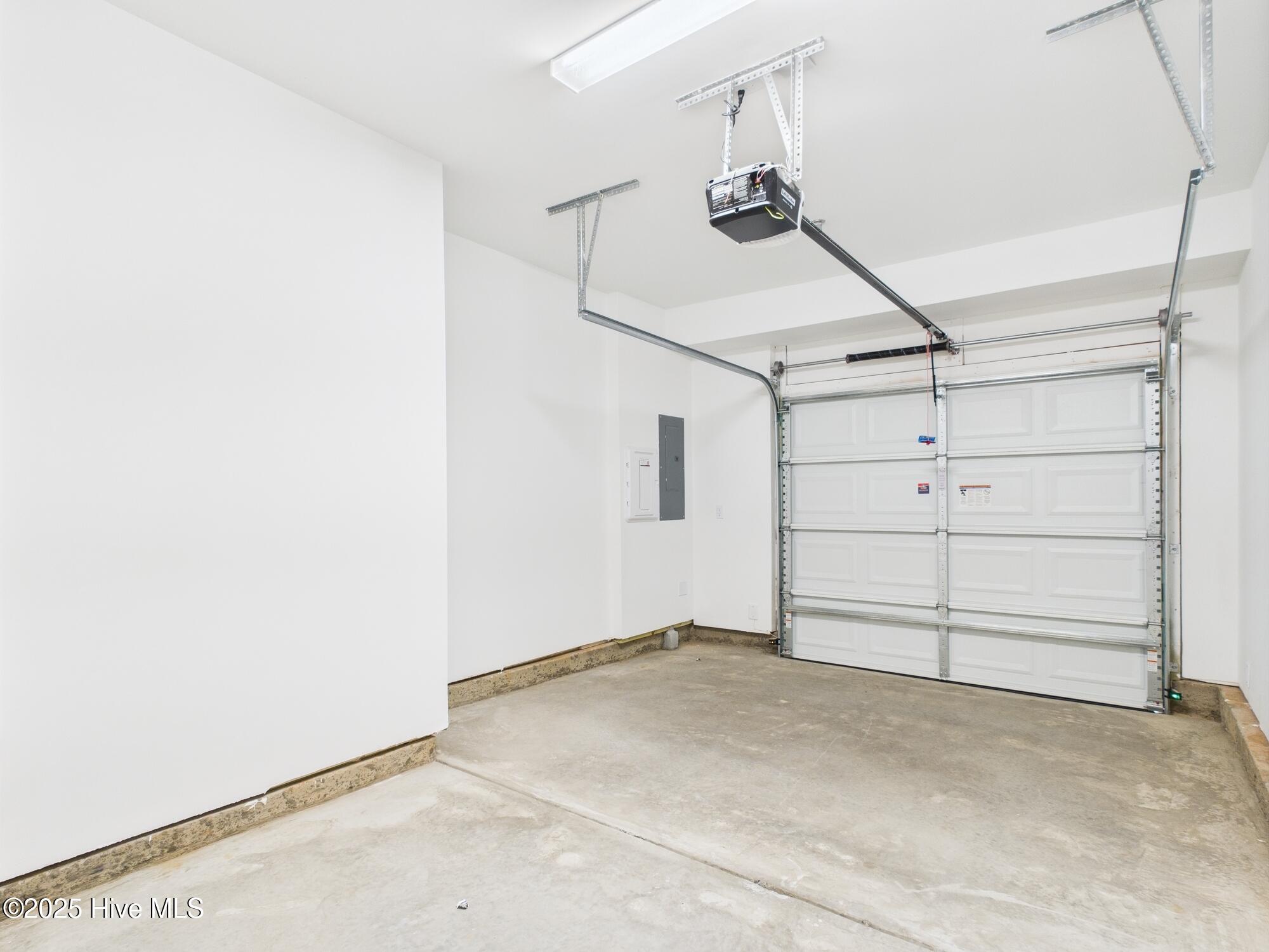 1251 Shaw View Alley, Unit 101 Raleigh, NC 27601 - Photo 40 of 47 CAM01608G0-PR0097-STILL056