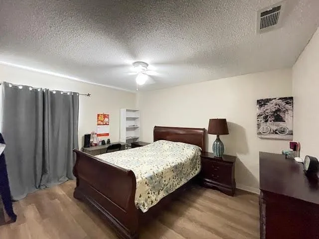 $239,500 | 158 Cameron Drive, Gretna, LA 70056