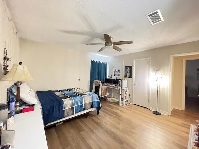 $239,500 | 158 Cameron Drive, Gretna, LA 70056