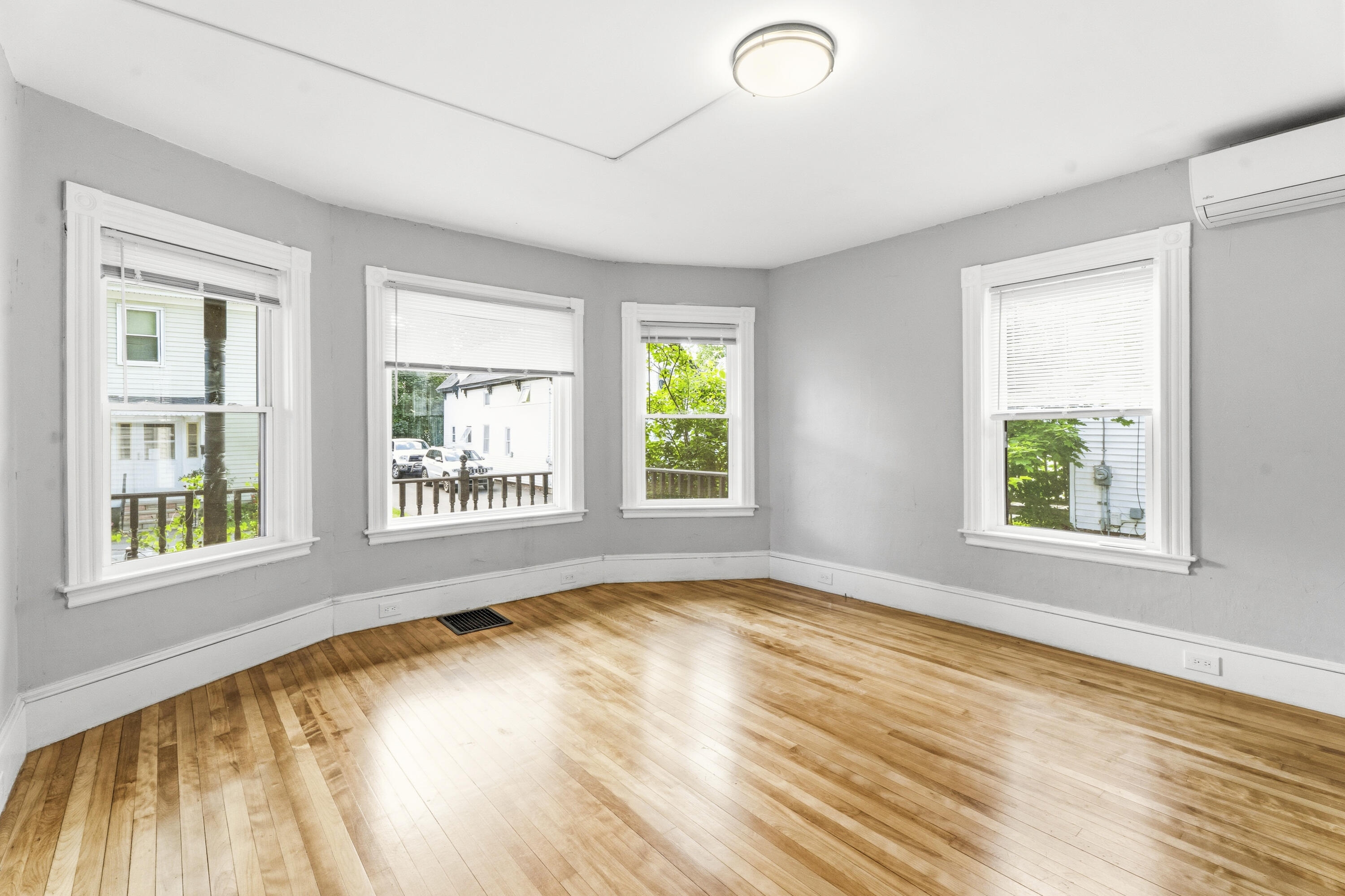 80 Pearl Street Bangor, ME 04401 - Photo 7 of 54 DSC08077