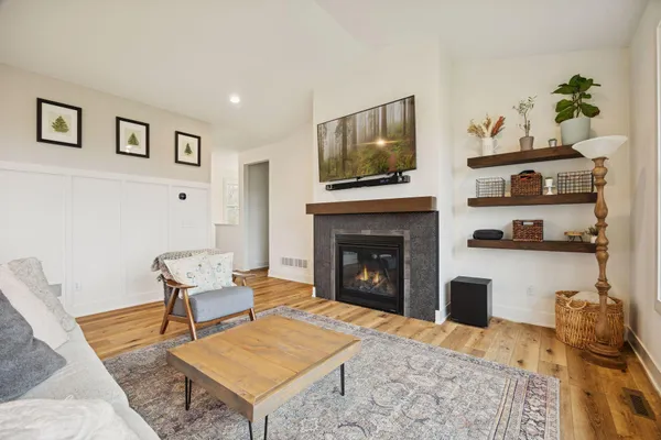 $649,990 | 4160 Boulder Circle, Webster, MN 55088