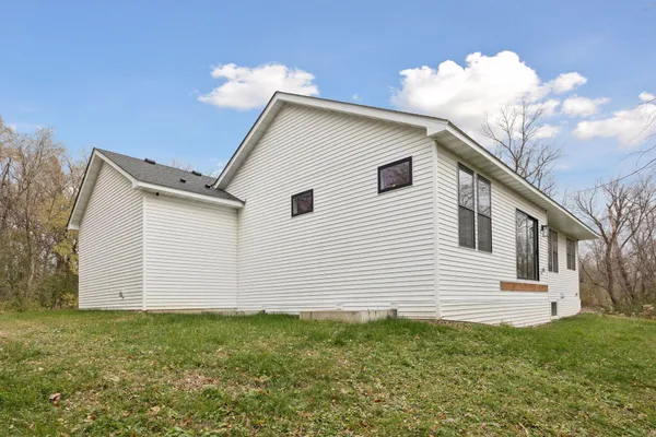 $649,990 | 4160 Boulder Circle, Webster, MN 55088