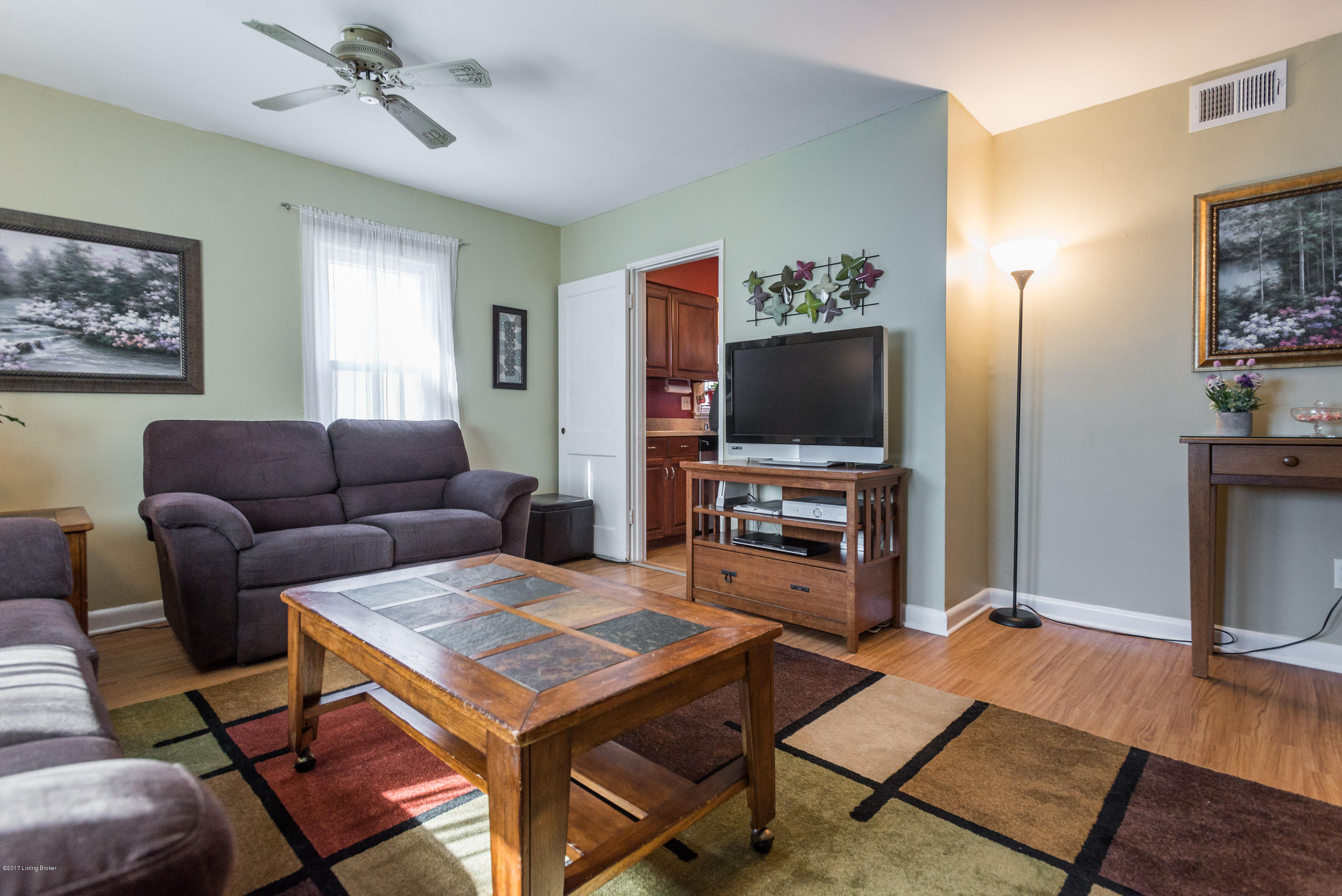2719 Alanmede Road Louisville, KY 40205 - Photo 6 of 40 _DSC6252---02.13.17