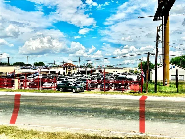 $550,000 | 2016 North Cage Boulevard, Pharr, TX 78577